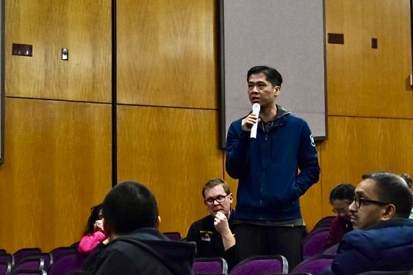 Jason Lin speaking at an FUHSD trustee-area community meeting
